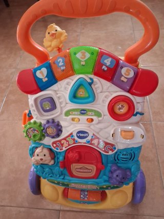 Correpasillos Vtech 2 en 1 con Música y Luces