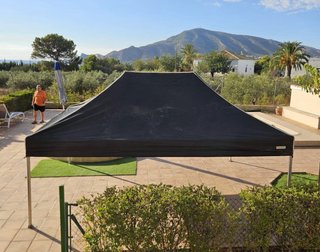 Carpa Profesional Negra