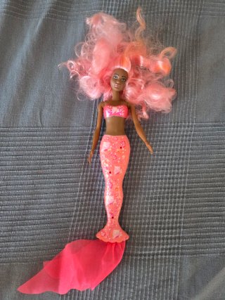 Muñeca sirena Barbie pelo rosa