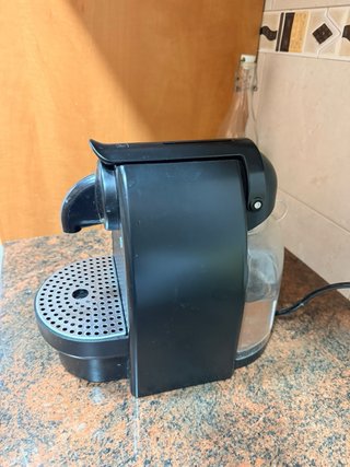 Cafetera Krups Nespresso Negra