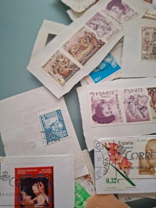 Lote sellos España antiguos y nuevos