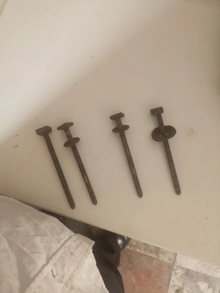 Cabecero de cama antiguo de madera