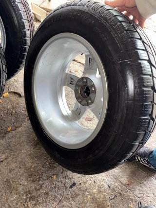 Llantas Mercedes 205/60-17