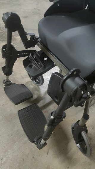Silla de ruedas ortopédica basculante