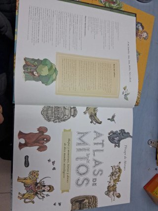 Atlas de historia y de mitos