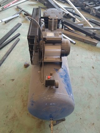 Compresor SEA SERBATOL 110L