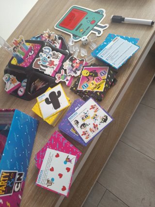 Juego de mesa Party & Co Cartoon Network