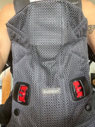 Mochila Portabebés BabyBjörn Oeko-Tex color gris