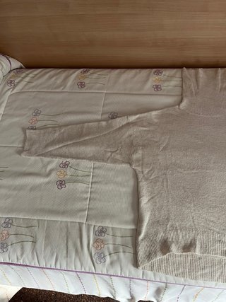 Jersey beige cuello alto talla única