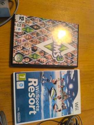 Consola Wii con mandos y juegos
