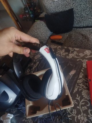 Volante Hori + Cascos + Gran Turismo 7 PS5