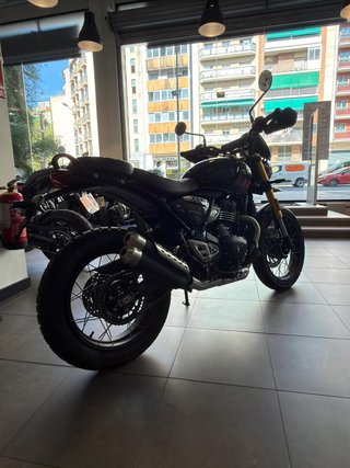 Triumph Scrambler 400 XC Negra/Gris