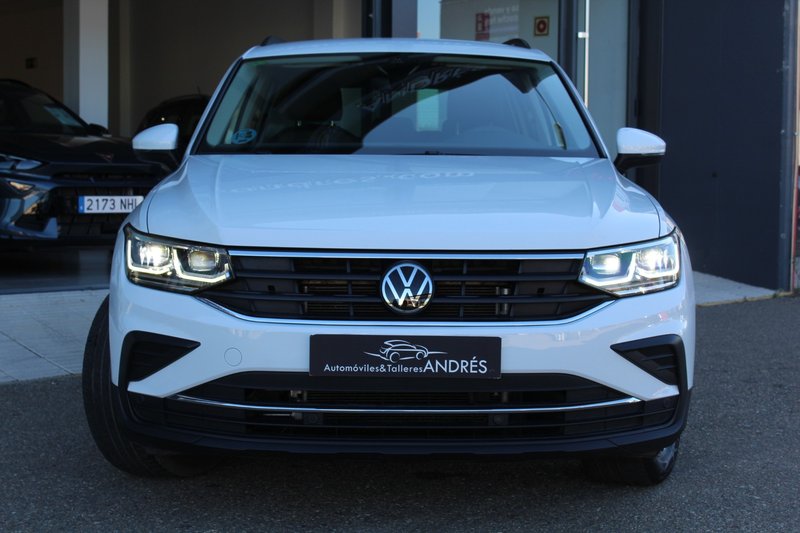 Volkswagen Tiguan Life 2.0 TDI (2021) 2022, foto 3
