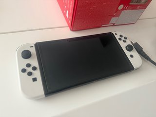 Nintendo Switch OLED Blanca Poco Uso