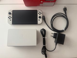 Nintendo Switch OLED Blanca Poco Uso