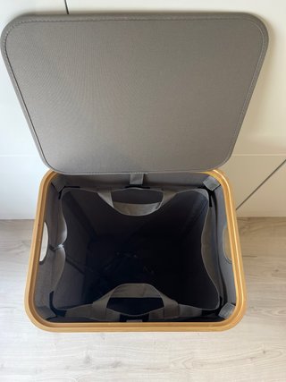 Cesto de ropa sucia con tapa