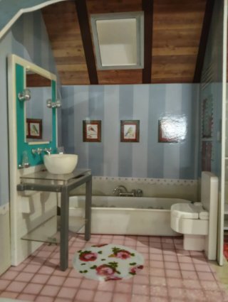 Casa de muñecas con accesorios
