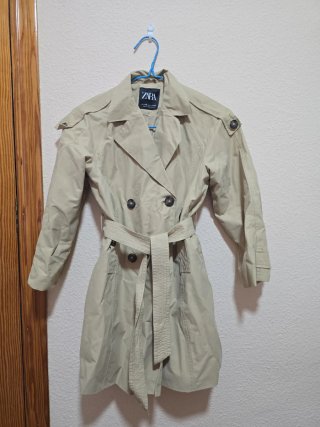 Gabardina Zara niña beige Talla 8 9