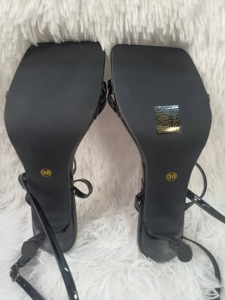 Sandalias Vapzid Tacón Negro Talla 38