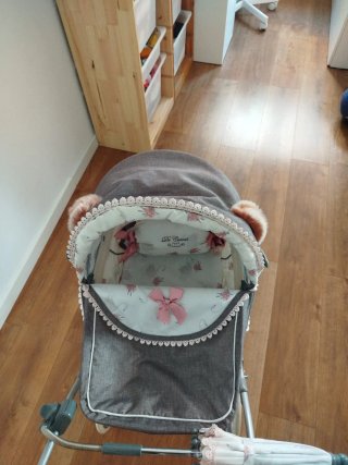 Carrito grande de muñecas