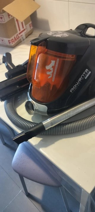 Aspirador Rowenta RO3753 Compact Power