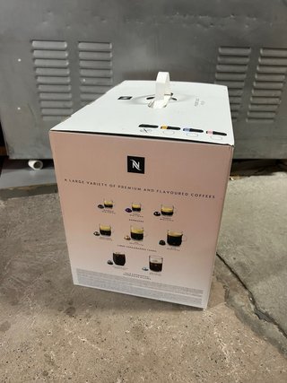 Cafetera Nespresso Vertuo Pop Negra