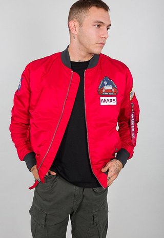 Cazadora Alpha Industries. Made in Germany Alemani