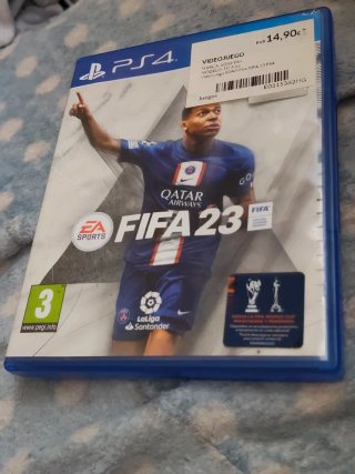 PS4 Slim Negra + Mando + Juegos