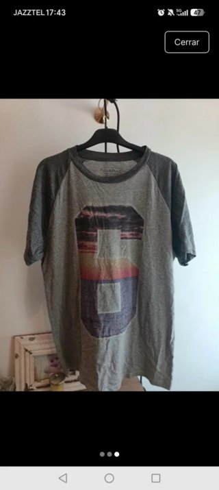 Camiseta Pull&Bear talla S Gris con Estampado