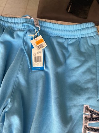 Pantalón chándal Adidas azul