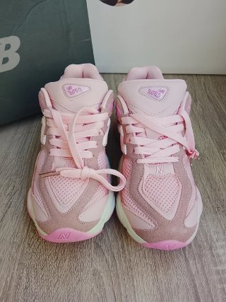 Zapatillas New Balance 9060 Rosa Talla 38