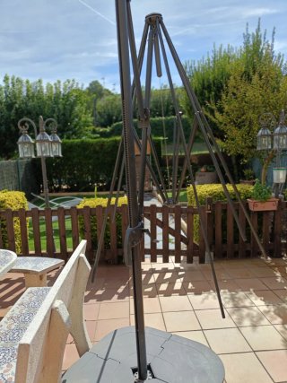 Estructura parasol con 4 bases