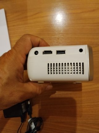 Mini Proyector Pankaji VF270 LED Portátil