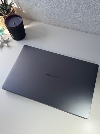 HONOR MagicBook 16 Ryzen 5 16GB RAM 512GB SSD