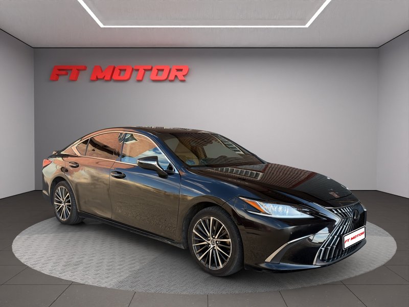 Lexus ES 300h ECO 2023