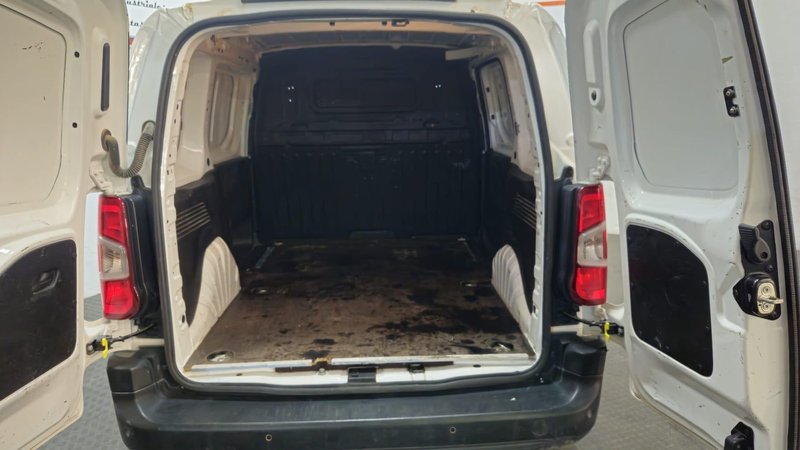 Citroën Berlingo 2022, foto 17