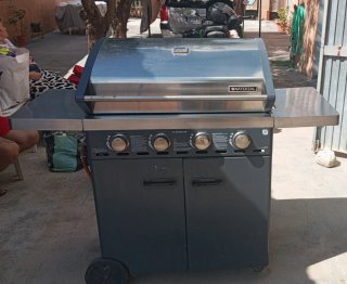 Barbacoa de gas 4 fuegos