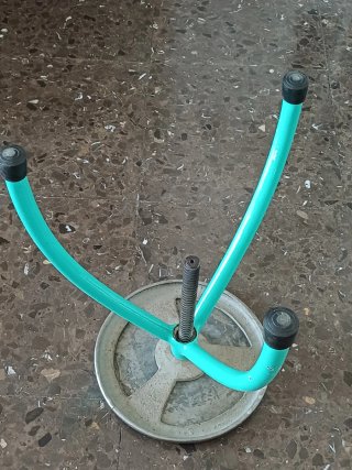 Taburete Vintage Metal Restaurado