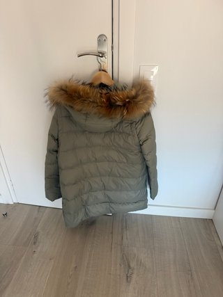 Anorak verde agua con capucha de pelo