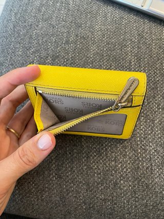 Monedero Michael Kors Amarillo
