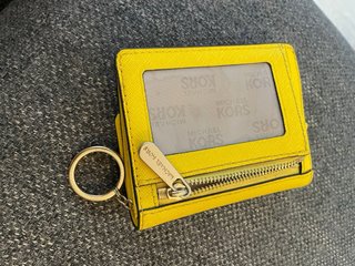 Monedero Michael Kors Amarillo