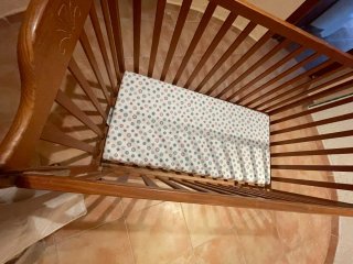Cuna de madera maciza ajustable