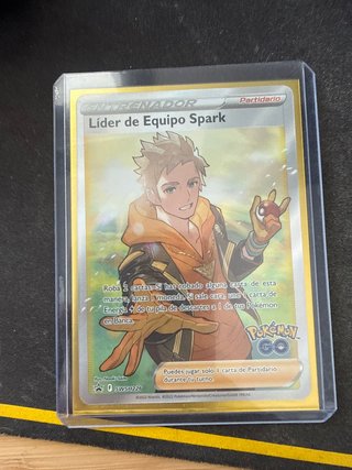 Carta Pokémon Líder de Equipo Spark Partidario