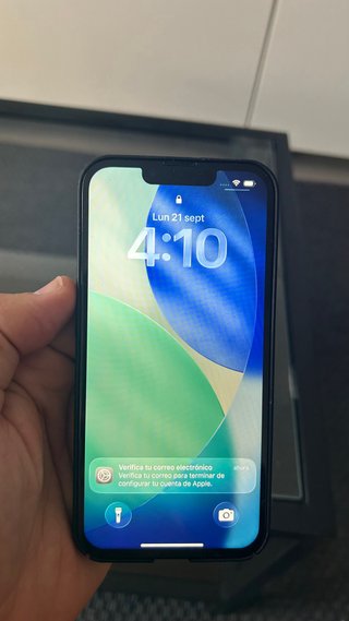 iPhone 13