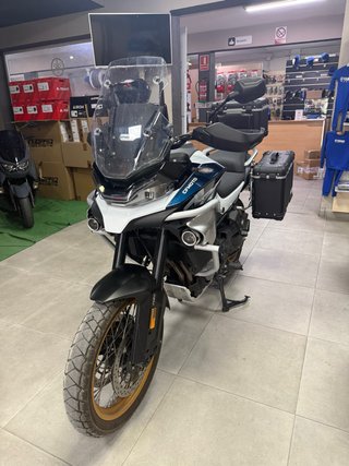 CF MOTO 800 MT EXPLORER