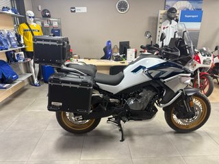 CF MOTO 800 MT EXPLORER