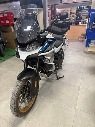 CF MOTO 800 MT EXPLORER