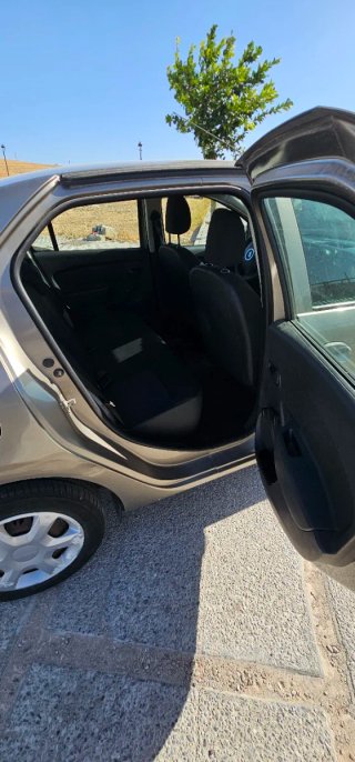 Dacia Logan 2014 - Único propietario