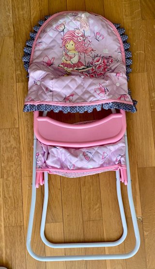 Trona plegable para muñeca. Marca Decuevas.
