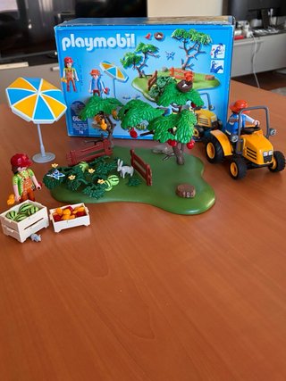 Playmobil Huerto con Tractor y Figuras